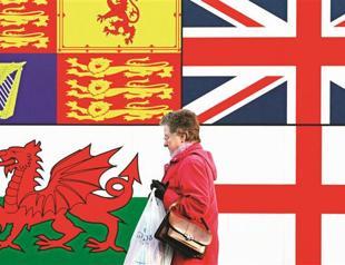 Second death threat in N Ireland flag row