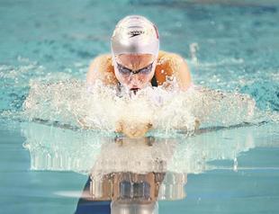 Stars hit pool at meet in Istanbul