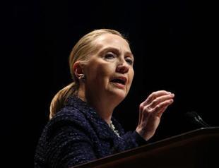 Clinton to testify to lawmakers on Benghazi probe