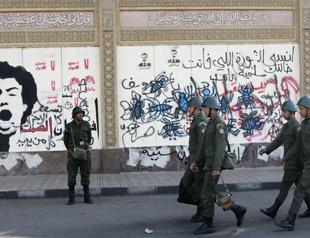 Egypts streets reflect divisions over referendum