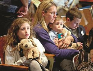 Obama signals guns control, pledging to end ‘tragedies’