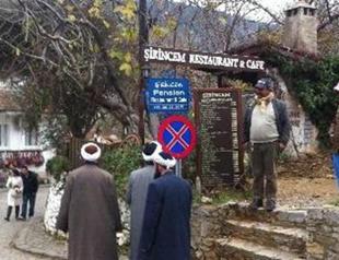 Preachers give religious advice in doomsday village Şirince