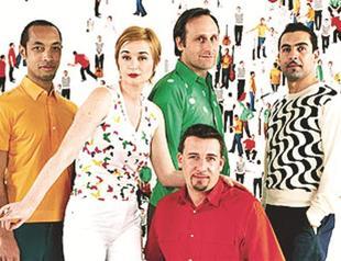 Paris Combo performs at Babylon stage