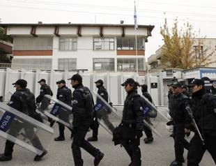 Police forces order flashlights that cause temporary blindness