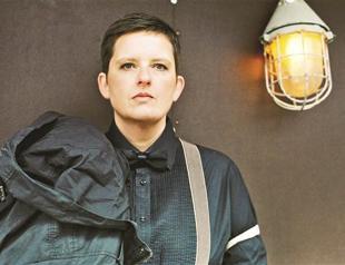 Tama Sumo performs at Wakeup Call