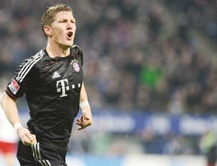 Bayern ace Schweini refuses to dismiss Dortmund