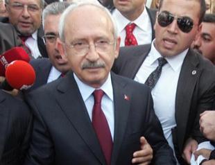 CHP leader Kılıçdaroğlu hit with gas in Ankara