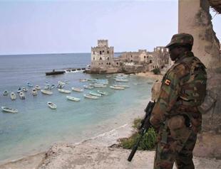 Somali comedian who poked fun at Islamists shot dead