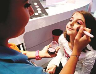 Beauty salon for young girls popular in Beirut