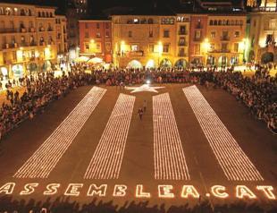 Catalan parties agree self-rule vote in 2014