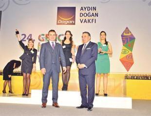 Students awarded in Doğan ceremony