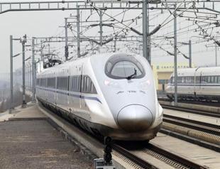 World’s longest fast train line opens in China