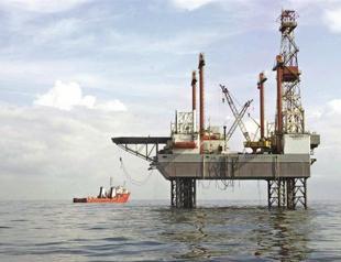 Turkey sticks with oil reach despite BP failure