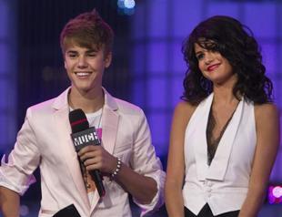 Hollywood’s celeb couple broken up