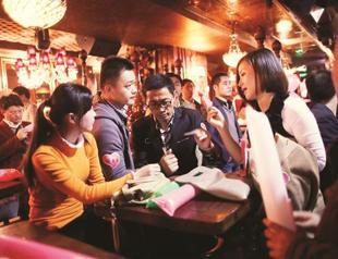 China’s Singles Day beat Cyber Monday shopping