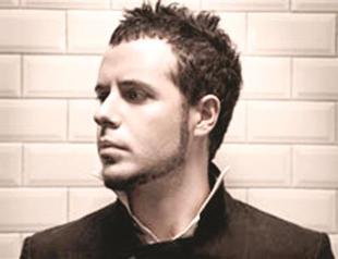 Emre Aydın at Jolly Joker