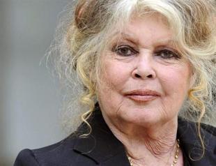 Spare elephants or Im off to Russia: Bardot