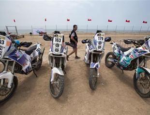 Questions on environment, safety around Dakar Rally