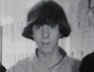 US school shooters father lays sons body to rest