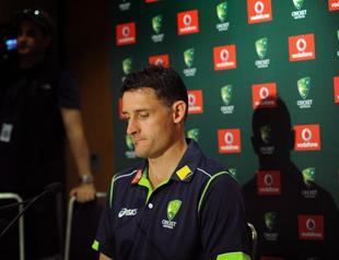 Australia aim to bid Hussey farewell in style