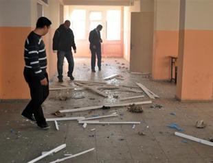 Three students injured in noise bomb explosion in school in southeastern Turkey