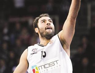 Beşiktaş, Fener seek maiden top 16 wins