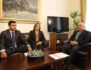 AKP considers referendum option for new Constitution