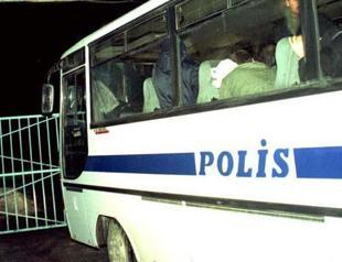 Police bus accident in Istanbul injures 12 officers