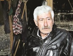 Main opposition chief’s brother works as guard