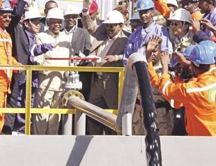 Saudi denies to eye hike in oil prices