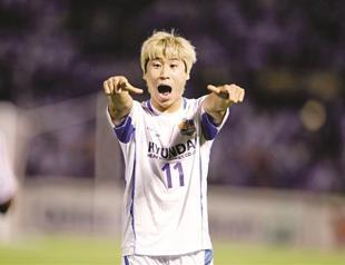 Lee nominated for Asia player of year