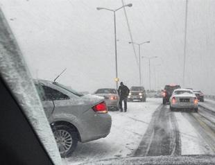 Traffic grinds to halt on Bosphorus Bridge
