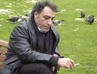 Famous Turkish novelist commits suicide