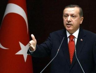 Hollande must explain why he met with terrorists: Turkish PM