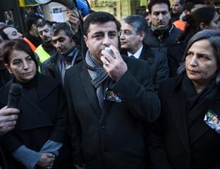 These people are not terrorists, BDP head says at Paris protest