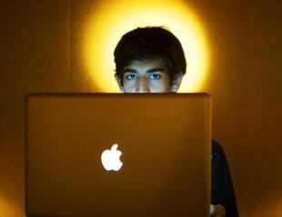 Reddit co-founder known as open data activist commits suicide