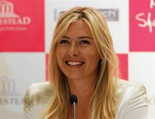 Sharapova earns laughs with first tweet after creating official account