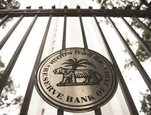 India inflation falls to three year low