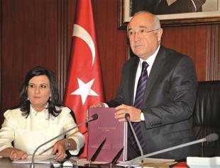 Coup panel’s report hailed by Speaker