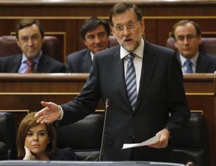 Rebels attack Syria army base, Spain recognises opposition