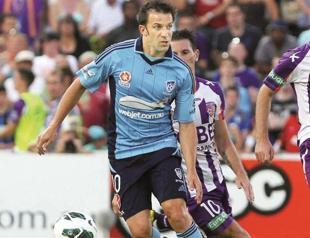 Del Piero scores four in 7-1 win