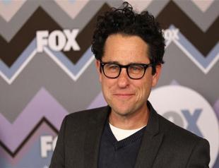 Star Trek director J.J. Abrams to direct new Star Wars film: report
