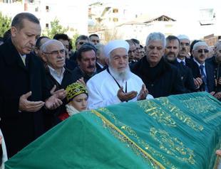 Turkish PM bids farewell to his uncle in Istanbul