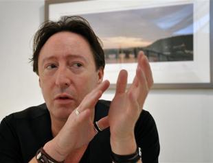Julian Lennon launches photo exhibit in Miami
