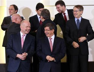 Ankara welcomes NATO’s Patriot decision, highlights defensive purposes