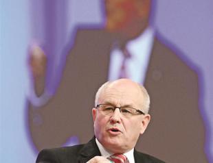 Merkel deputy calls on Turkey to defend rights