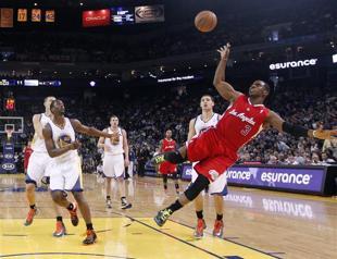 Warriors finish strongly to beat Clippers