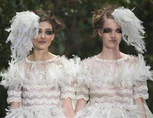 Lagerfeld supports gay marriage in lesbian couture