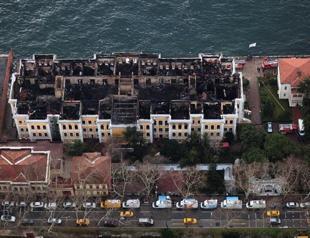 Municipality learned about university fire 30 minutes late: Mayor