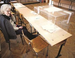 Low turnout blocks Bulgarian nuke plant